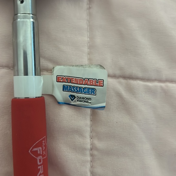 18” Extendable Rolling Back Massager - Picture 3 of 8